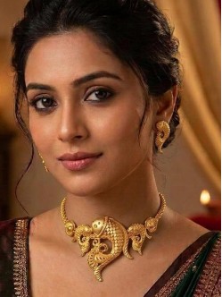 gold-pated-necklce-UBJKGN10